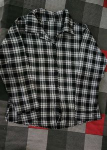 Black &amp; White Plaid Crop Top &amp; Shirt Set