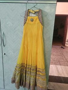 Beautiful Yellow Ethnic frock suit