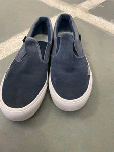 DC Shoes Slip-On Sneakers