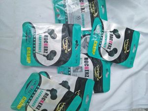 varni Earphones /earbuds