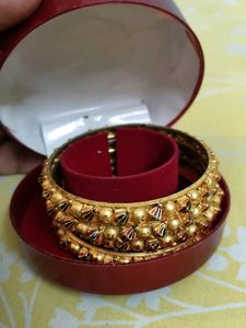 Quality 4 Bangles set, 2.6' Size