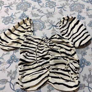 Trendy Zebra Print Ruched Top