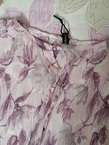 Chic Floral Print Top