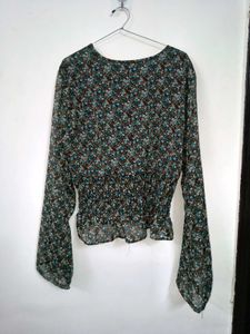 Floral Print V-Neck Top