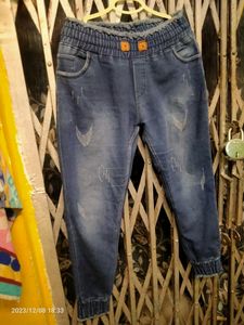 Women Jogger Jeans.