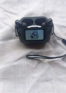 Hammer In-Display TWS.