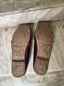 Stylish Burgundy Patent Ballet Flats