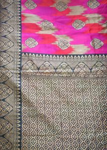 Elegant colour combination saare