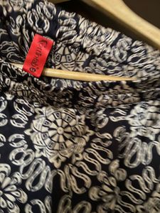 Stylish collared Kurta palazzo ( xl)
