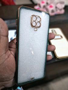 4 Phone Back Covers In Rs.99 Mein.
