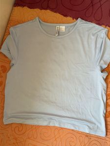 H&M Light Blue Crew Neck T-Shirt