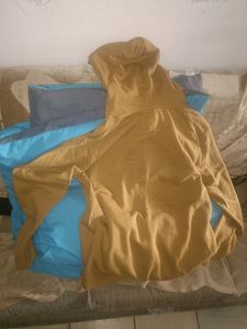 Sweatshirt Great Condition