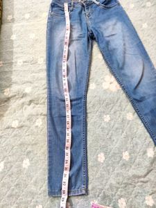 Branded Women Denim Jeans - 👖