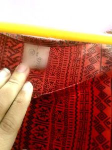 Beautiful Red Textured Top 💗