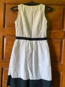 Sleeveless Colorblock Dress