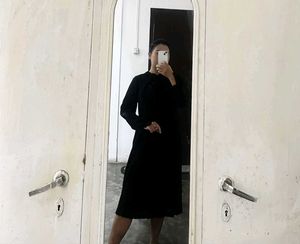 Elegant Black Long Sleeve Dress