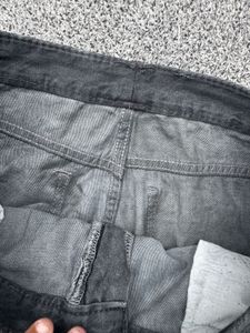 Distressed Wide Leg Jeans