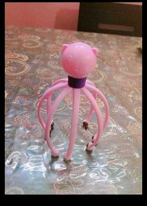 Manual head massager