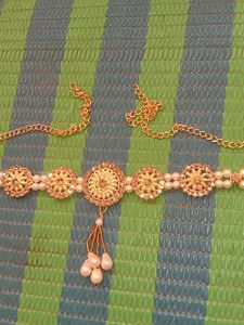 Elegant Pearl & Gold kamarbandh