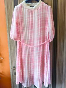 Pink dress