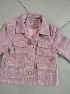 Vintage-Inspired Checkered Jacket