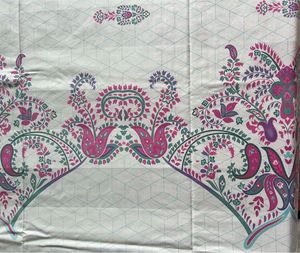 Printed Pink-white King Size Bedsheet Set
