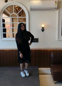 pure woollen Elegant Black Midi Dress