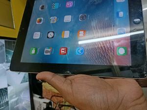 ipad 2 only screen crack touch working speaker not