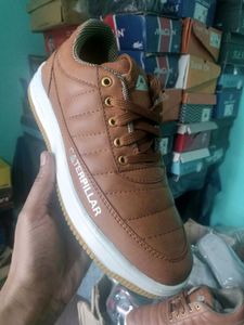NEW NO USED CASUAL SHOE FOR MEN.