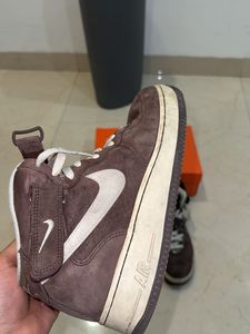 Nike Air Force 1 Mid ‘07 QS