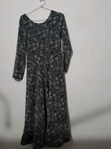 Floral Maxi Dress - Elegant &amp; Flowing