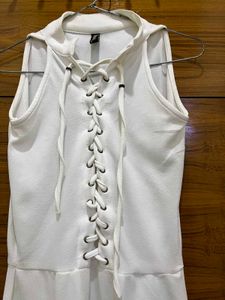 White Sleeveless Lace-Up Dress with Hood