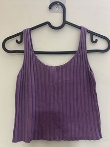 Sleeveless lavender ribbed top
