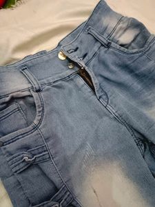 Unique Buckle Detail Jeans