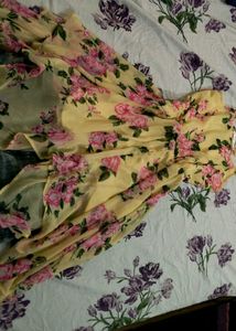 Y2K RUFFLE TOP