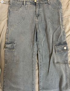 Trendy Zara Light Wash Jeans