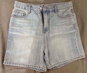 🫧Light Wash Denim Shorts