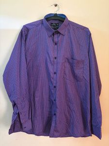 Men's Blue Checkered Long Sleeve Shirt