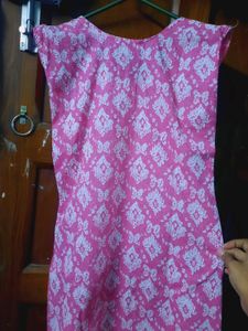 Pink Ethnic Kurta with White Print