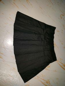 Black Pleated Mini Skirt