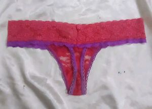 Women's Lace Thong Panty
