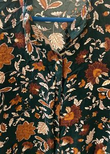 Beautiful Boho Floral Print Button-Up Shirt