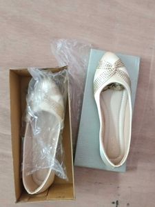 New Elegant Embellished Ballerina Flats size 38