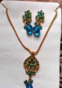 Beautiful Green &amp; Blue Jewellery Set