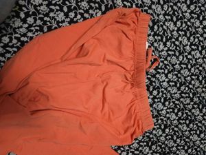 High quality Orange Cropped Pants