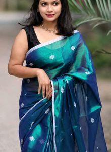 Viral Emerald Green Tissue Silk Saree
