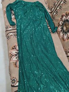 Sparkling Emerald Green Sequin Gown
