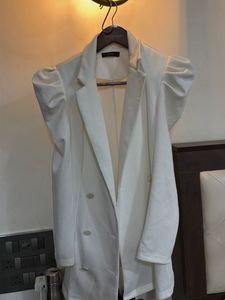 Chic White Blazer with Puff Sleeves