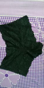 bra and penty sit