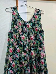 New Floral Midi Dress 🌺